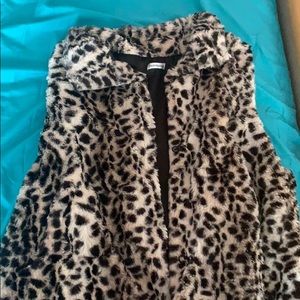 Fuzzy Leopard Vest